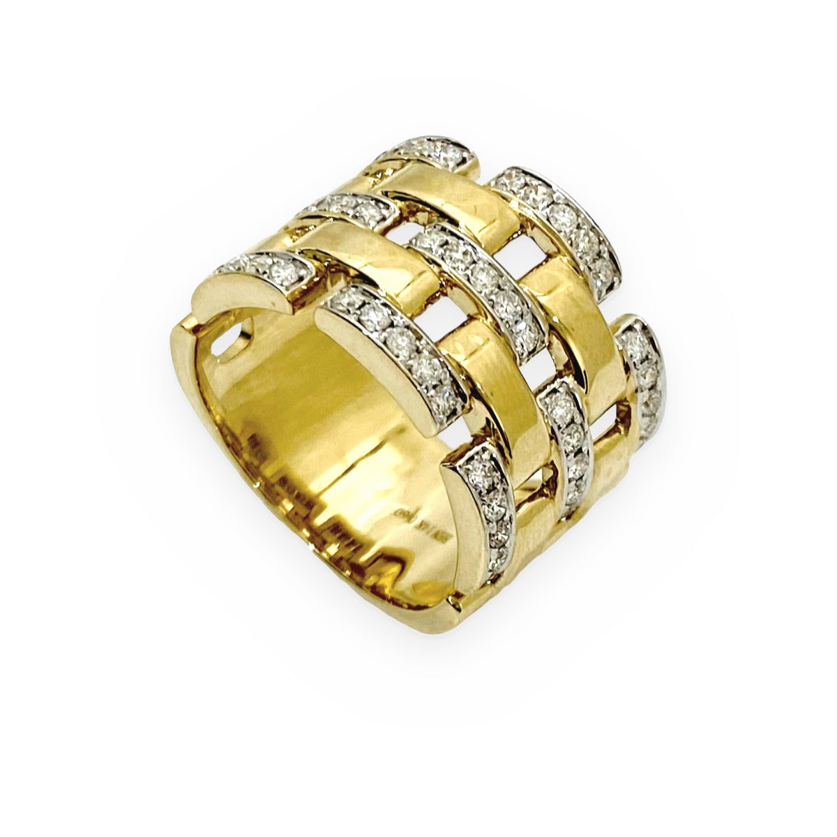 Two-tone gold panther link diamond band, angled view