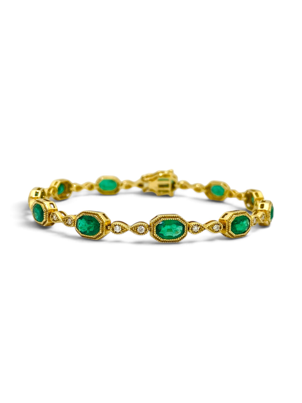 Emerald & Diamond Link Bracelet in 14K Yellow Gold – 6.17 CT TW Emeralds