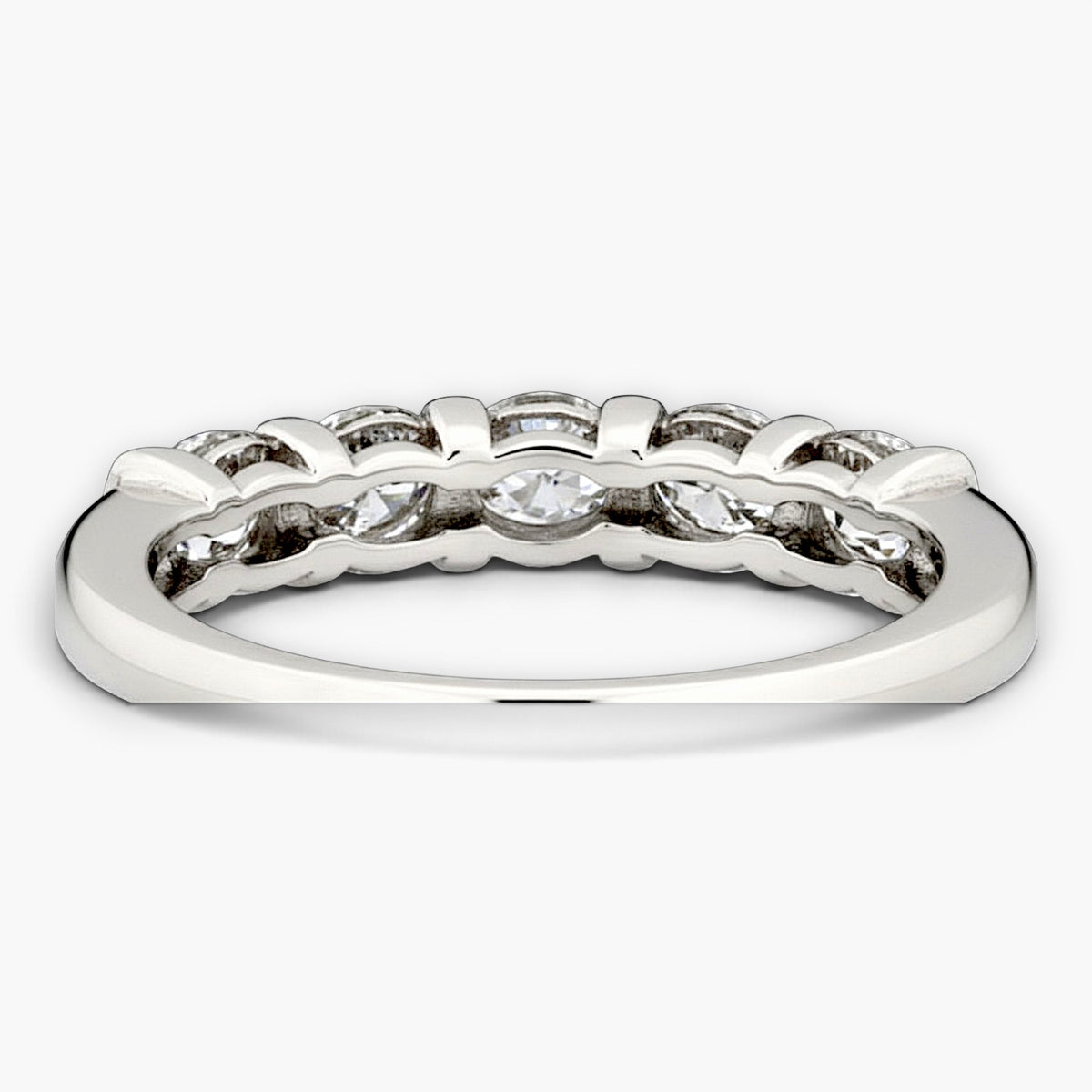 14K White Gold Round Diamond