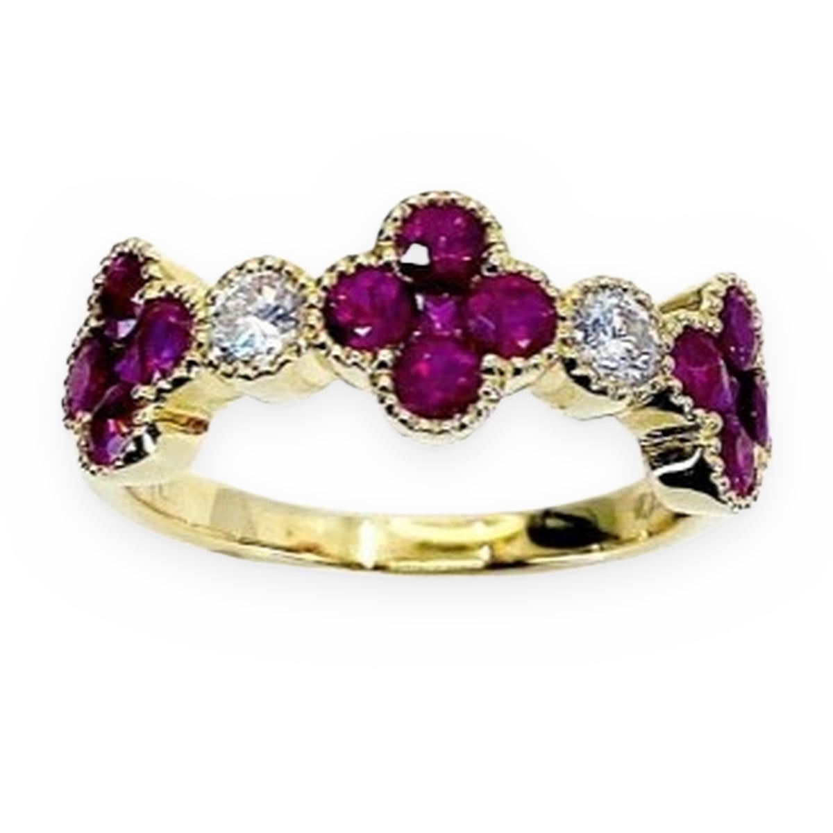 18K yellow gold ruby and diamond clover band ring, angled view