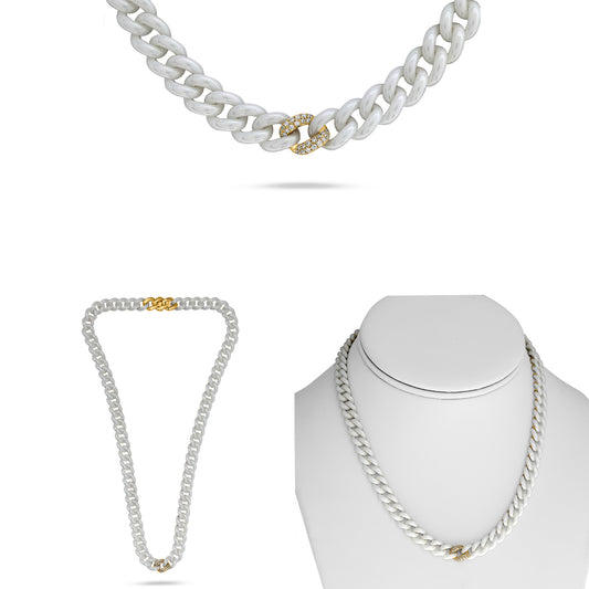 14K Yellow Gold Round Diamond Necklace