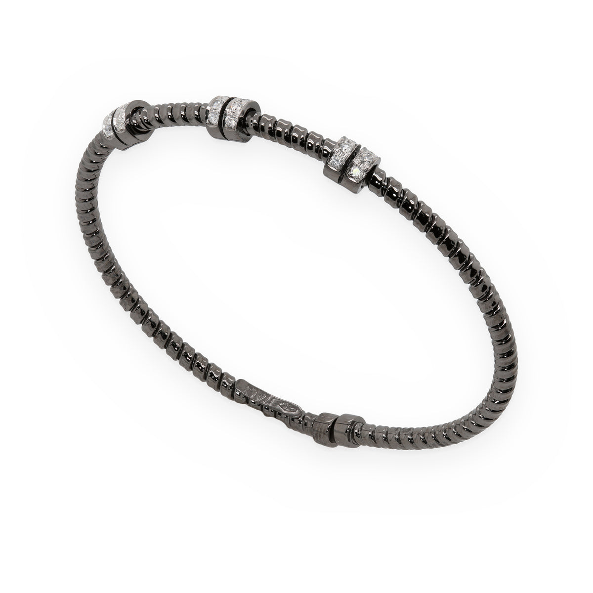 Black rhodium ribbed flexible bangle with pave diamond stations